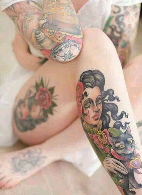 美女腿部性感彩绘纹身图案
