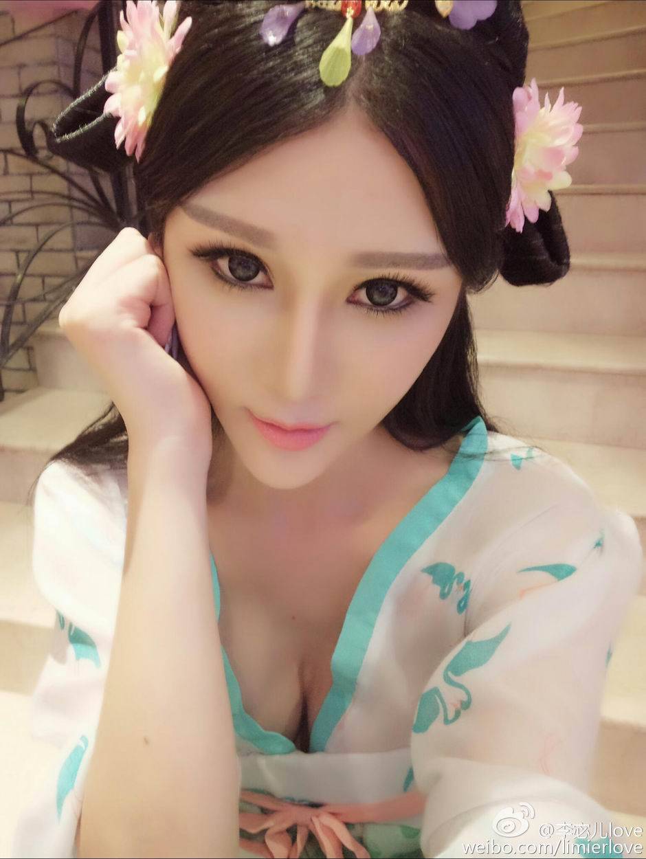 G奶女神李宓儿诱人美图合集