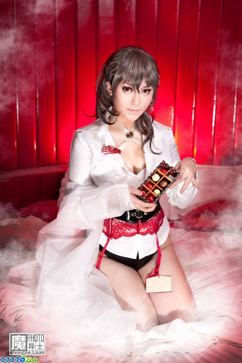 身材火辣美女个性cosplay伊邪那美