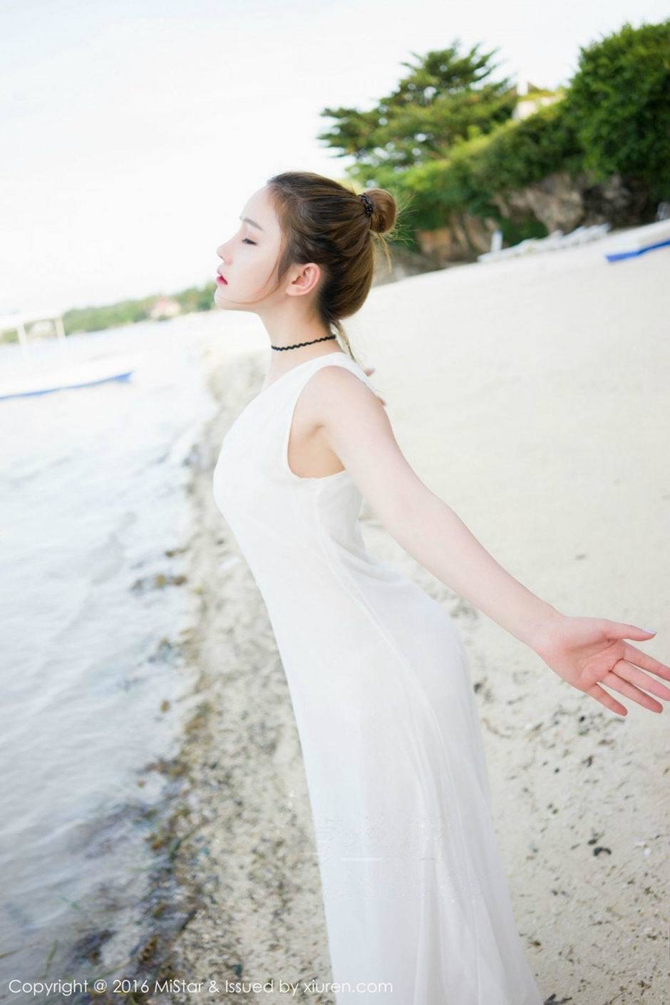 性感女神于姬Una撩人心扉沙滩写真