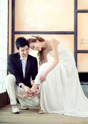 穿上优雅的婚纱嫁给我吧
