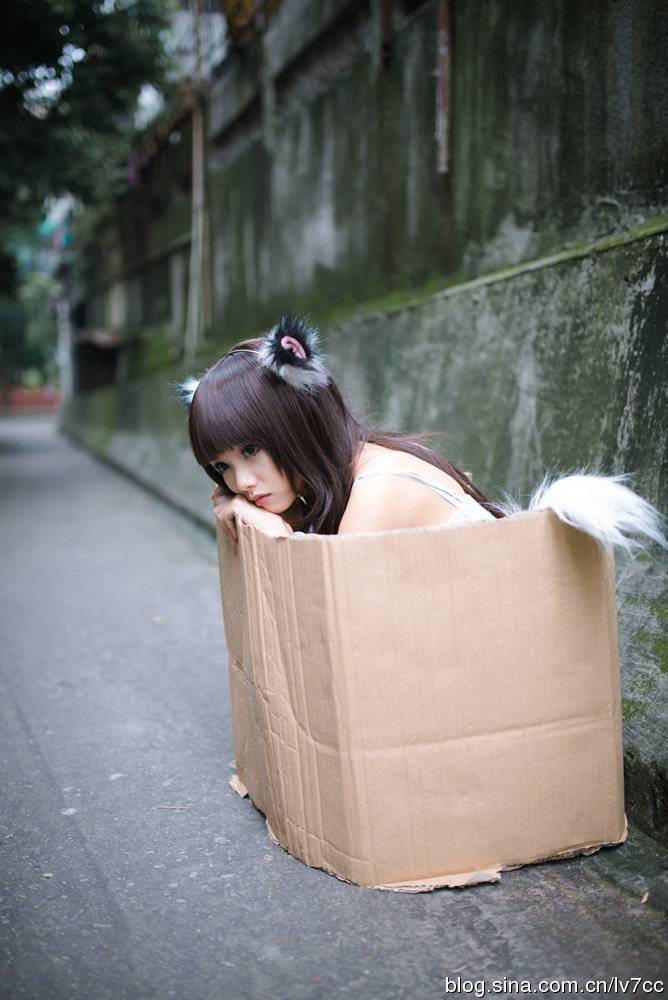 90后双耳超萌美眉COS流浪猫