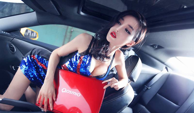 推女神极品美女水上乐园清凉性感写真