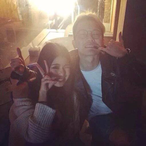 情侣唯美自拍图片正面