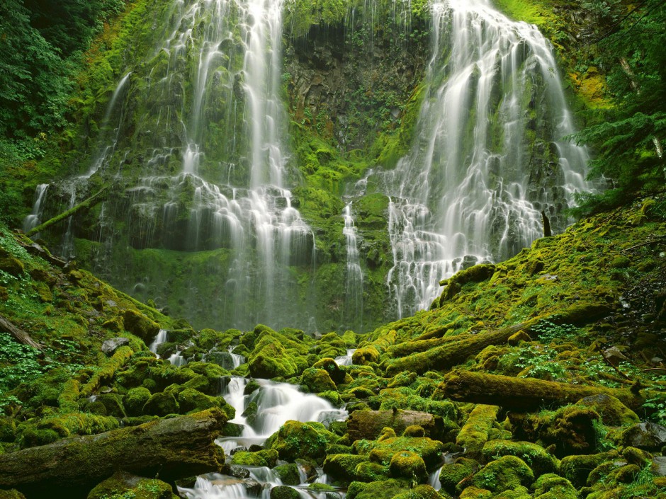 唯美桌面壁纸-震撼的瀑布溪石风景