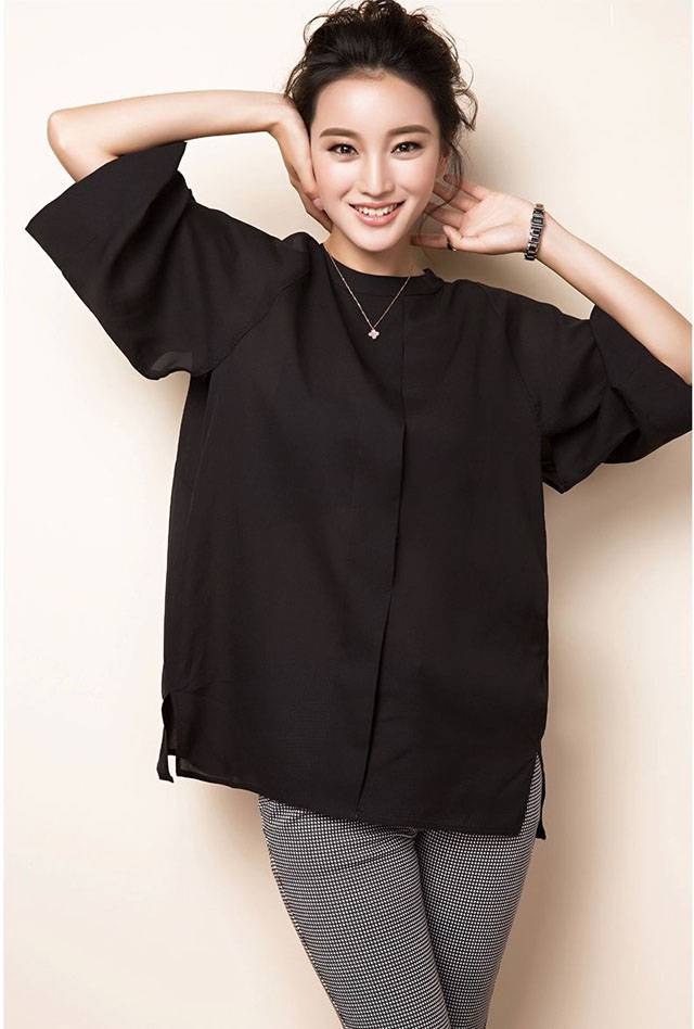 美女模特张念恩靓丽动人写真集