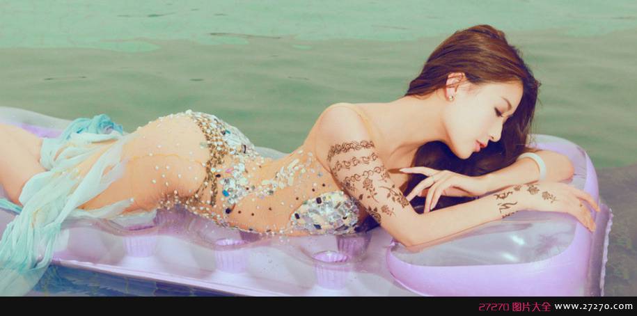 推女神性感模特沈梦瑶高挑性感令人羡