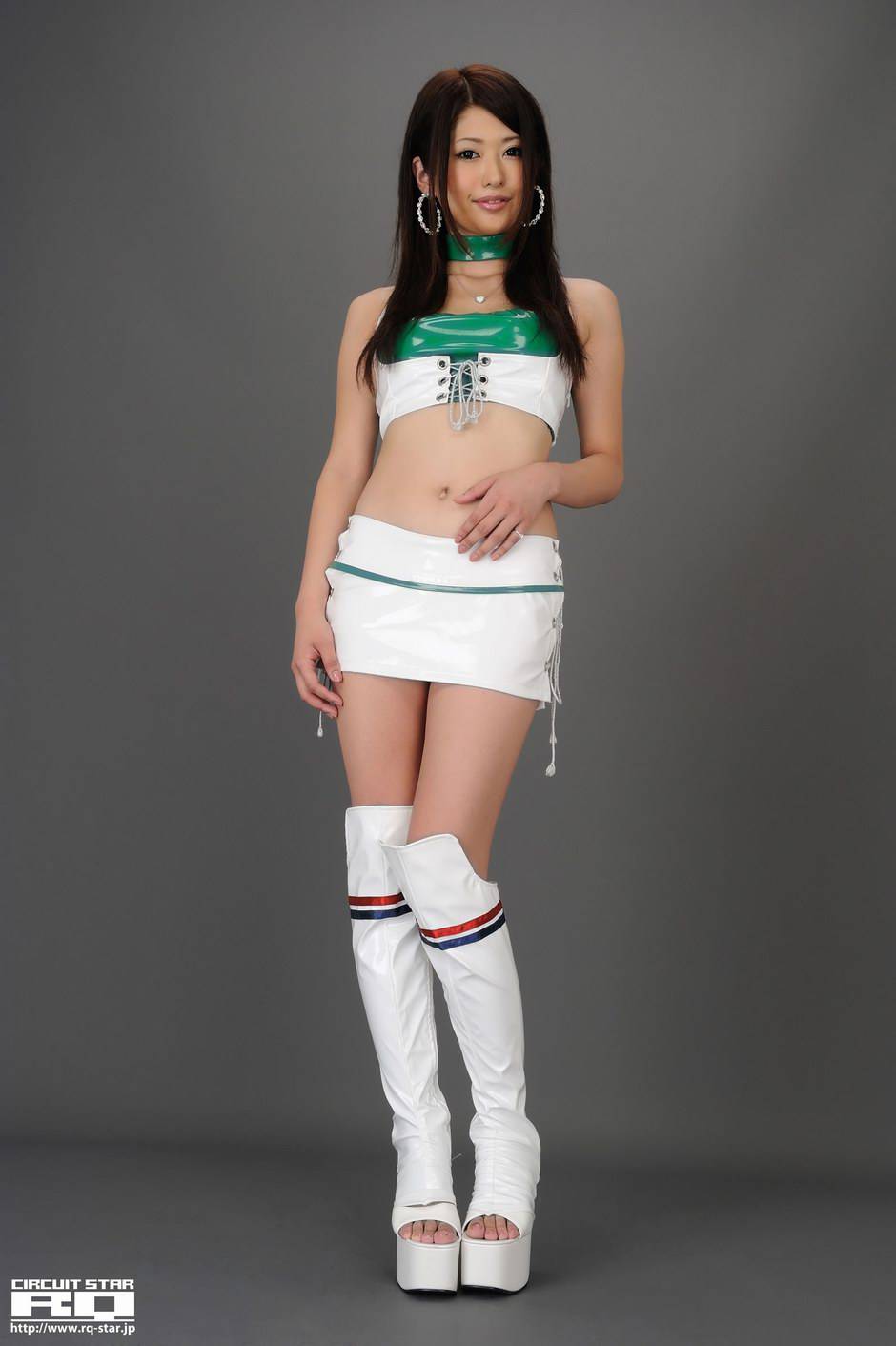 日本网络第一美腿模特能勢ひとみ迷人写真照