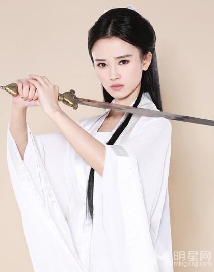 第一美女鞠婧祎小龙女造型美呆了
