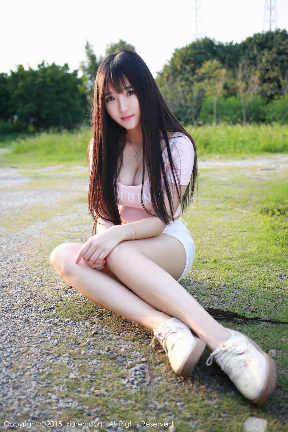 秀人网清纯少女夏瑶baby唯美户外写真