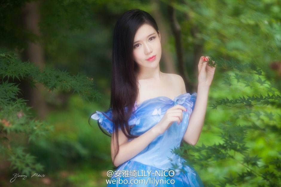 中俄混血嫩模黄梓洁Nico兔女郎写真