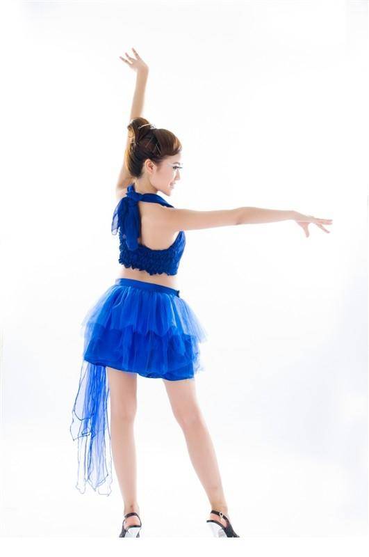 平面模特可爱妩媚写真