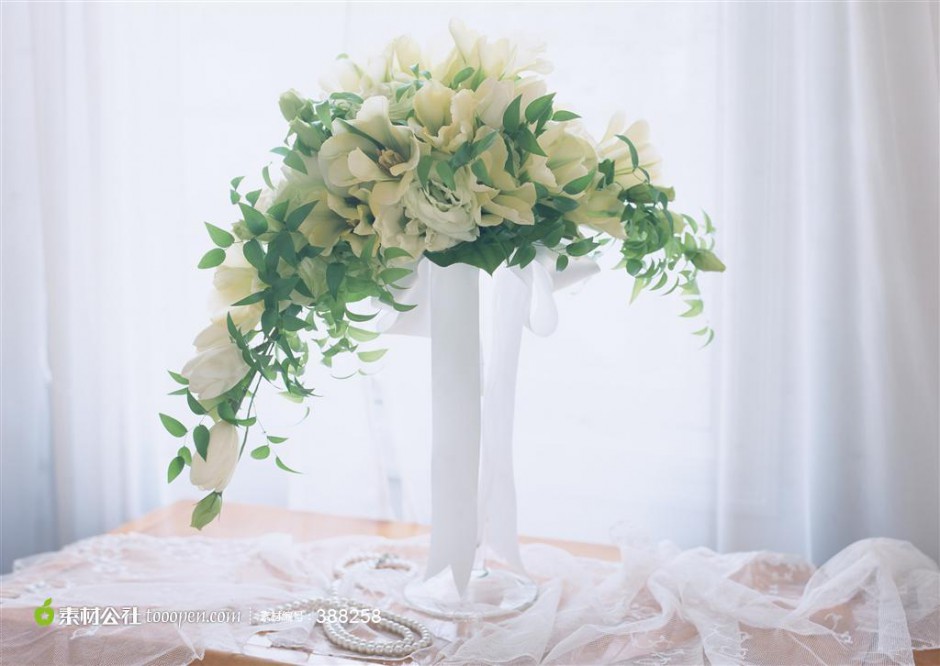 婚礼美丽纯洁的鲜花图片素材