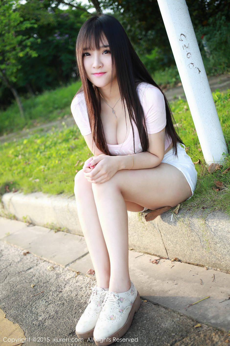 秀人网清纯少女夏瑶baby唯美户外写真