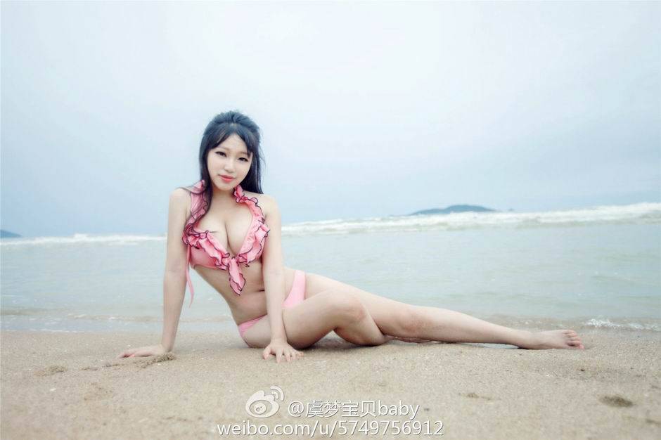 网络红人虞梦宝贝极度大胆诱惑写真