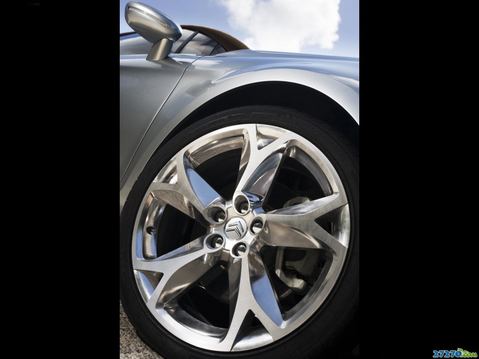 尽显法式优雅浪漫 雪铁龙C5