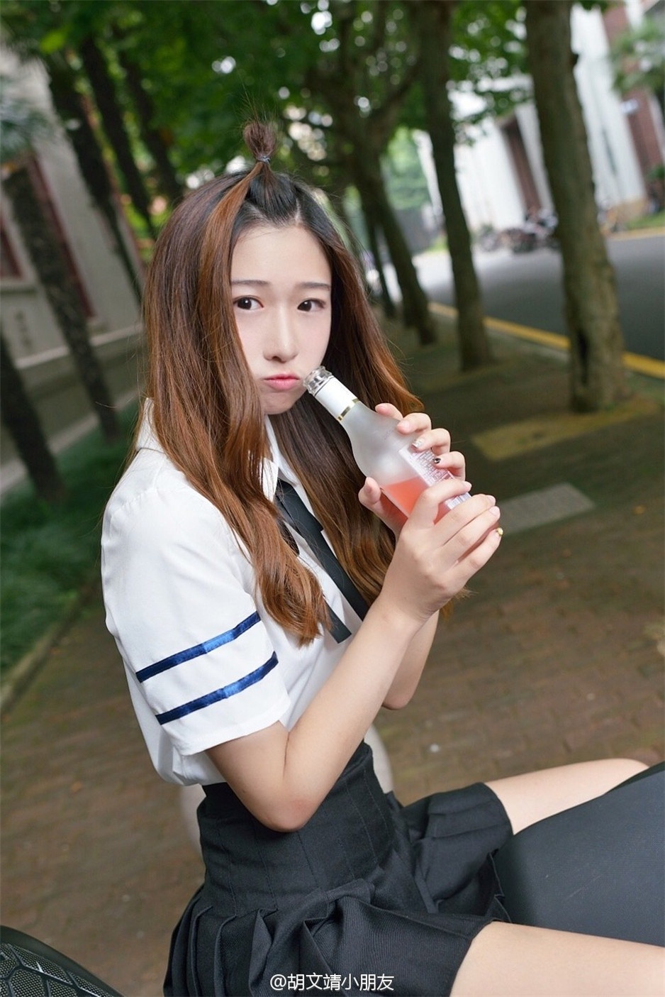 清纯学生妹胡文靖微博高清照片