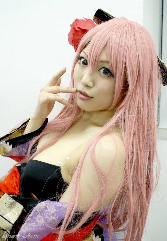 日本av女优迷人cosplay秀