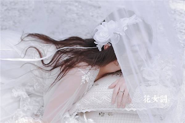 长发女生非主流图片伤感唯美