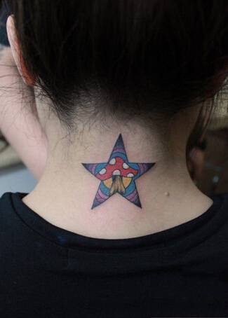 颈部星星图腾纹身图案女生纹身精选