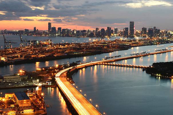 可爱非主流三口之家图片