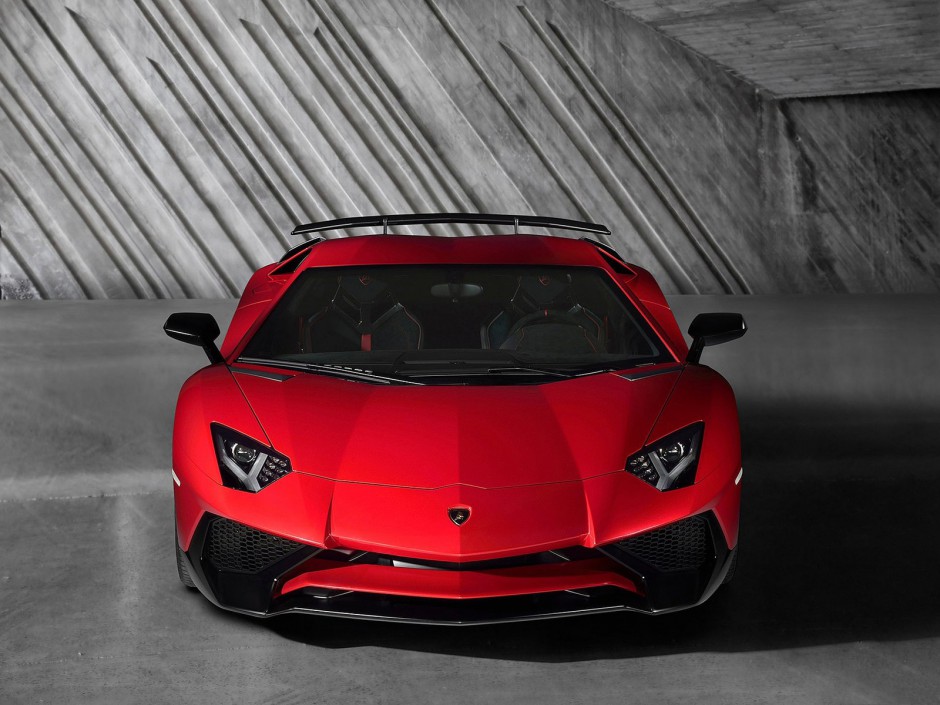 兰博基尼Aventador LP 750-4 SV高清壁纸