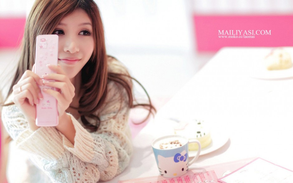 网络小美女Hello Kitty 清新桌面壁纸鉴赏