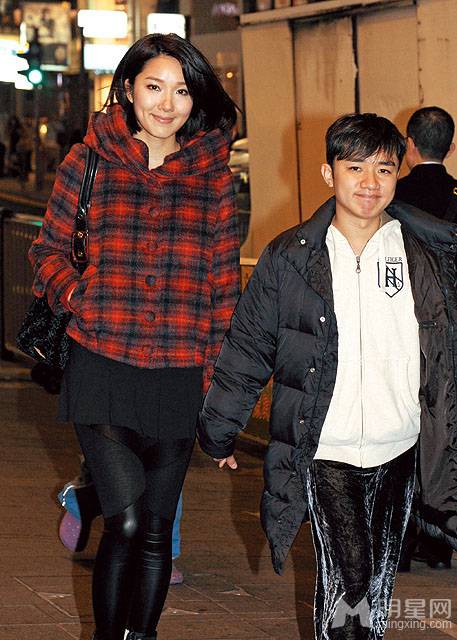 香港男演员王祖蓝日常生活照精选