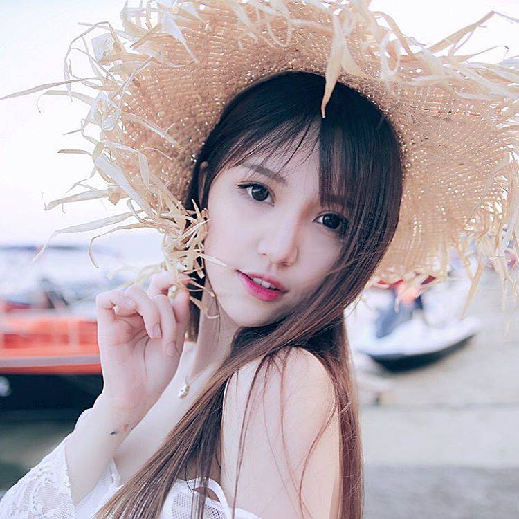 正妹主播Crysta1Lee宛如仙女下凡