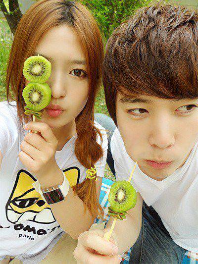 你说牵了手就算约定