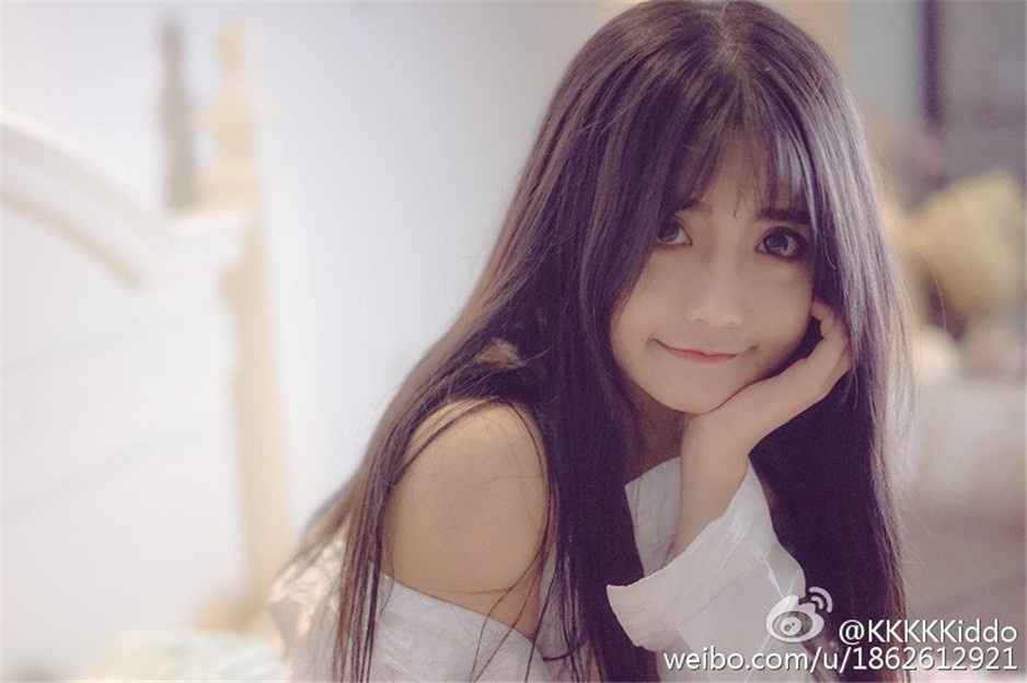 美胸模特阿乖Kiddo性感写真图片