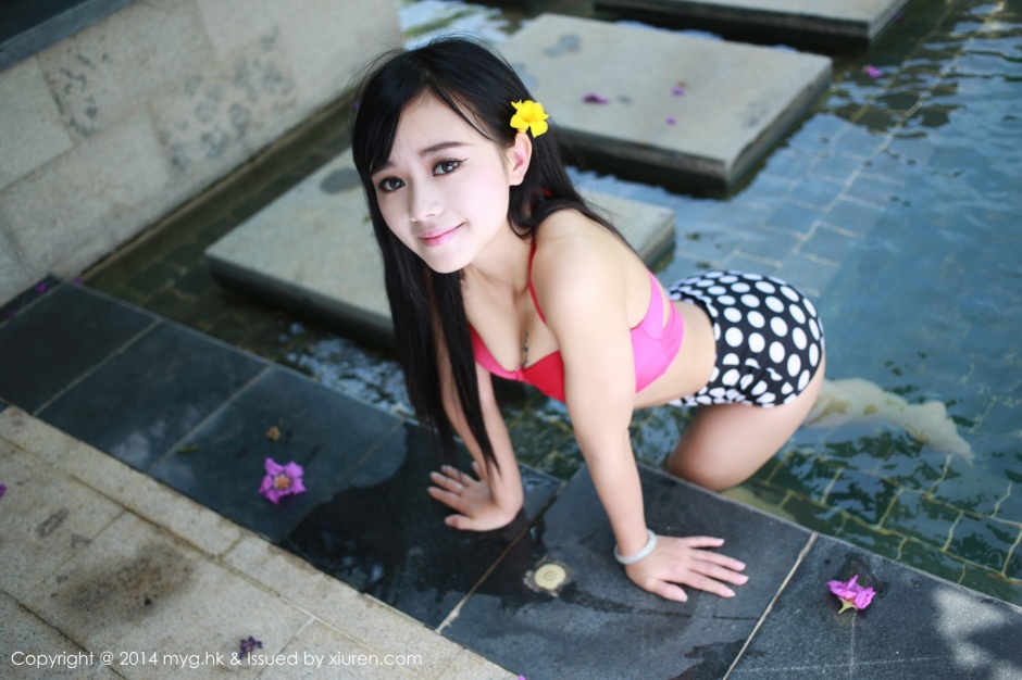 氧气美女Toro羽住清纯迷人写真