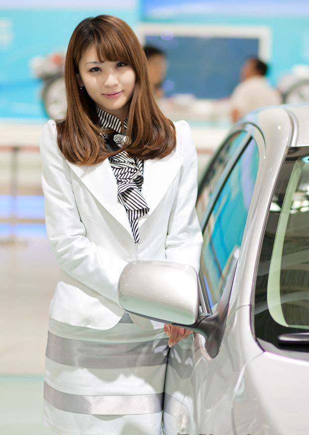 盘点车展上的靓丽车模合集