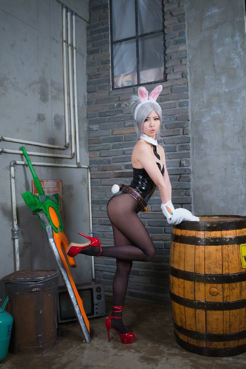 cosplay美女无下限精美图集