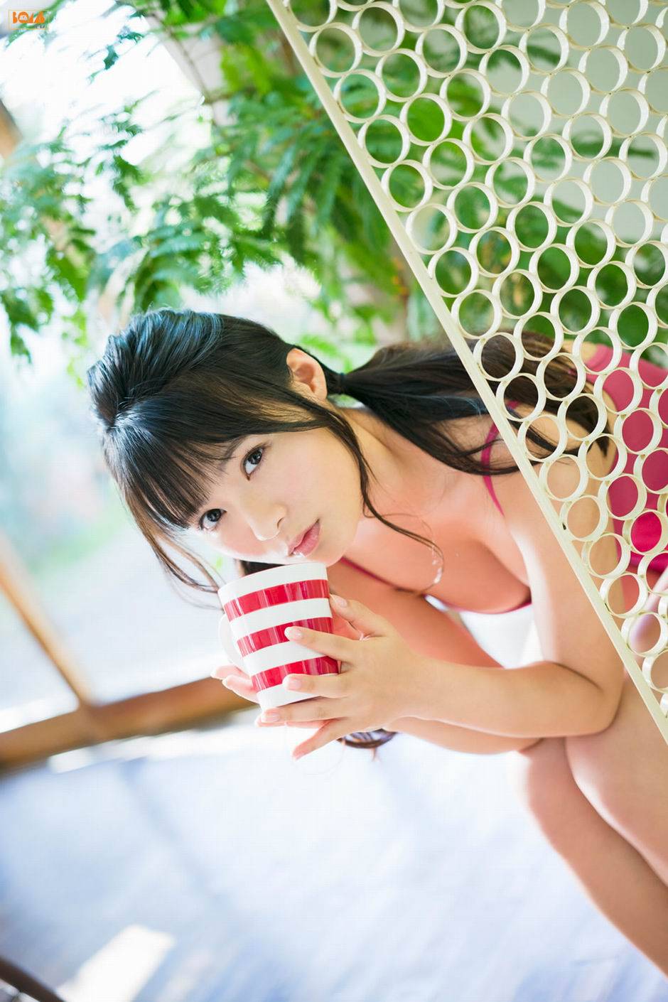 日本写真女郎星名美津纪身材丰满诱人