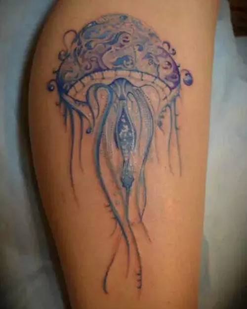 非主流女生纹身水母图片