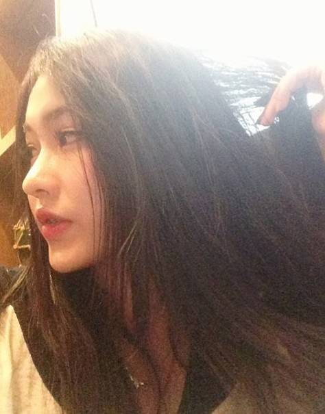 非主流美女自拍