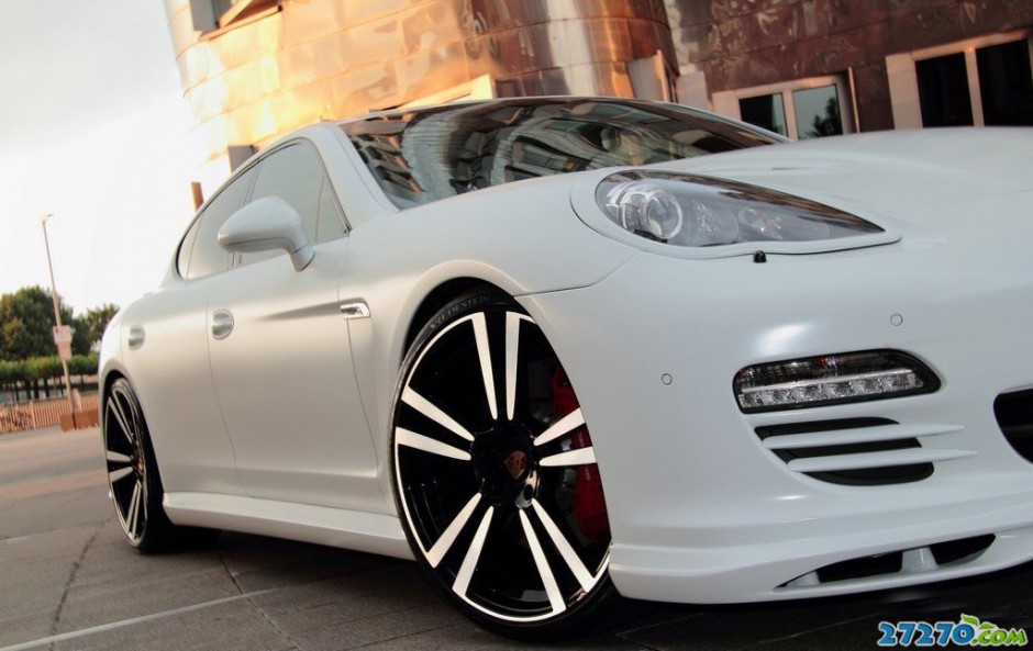 白色风暴 Panamera GTS