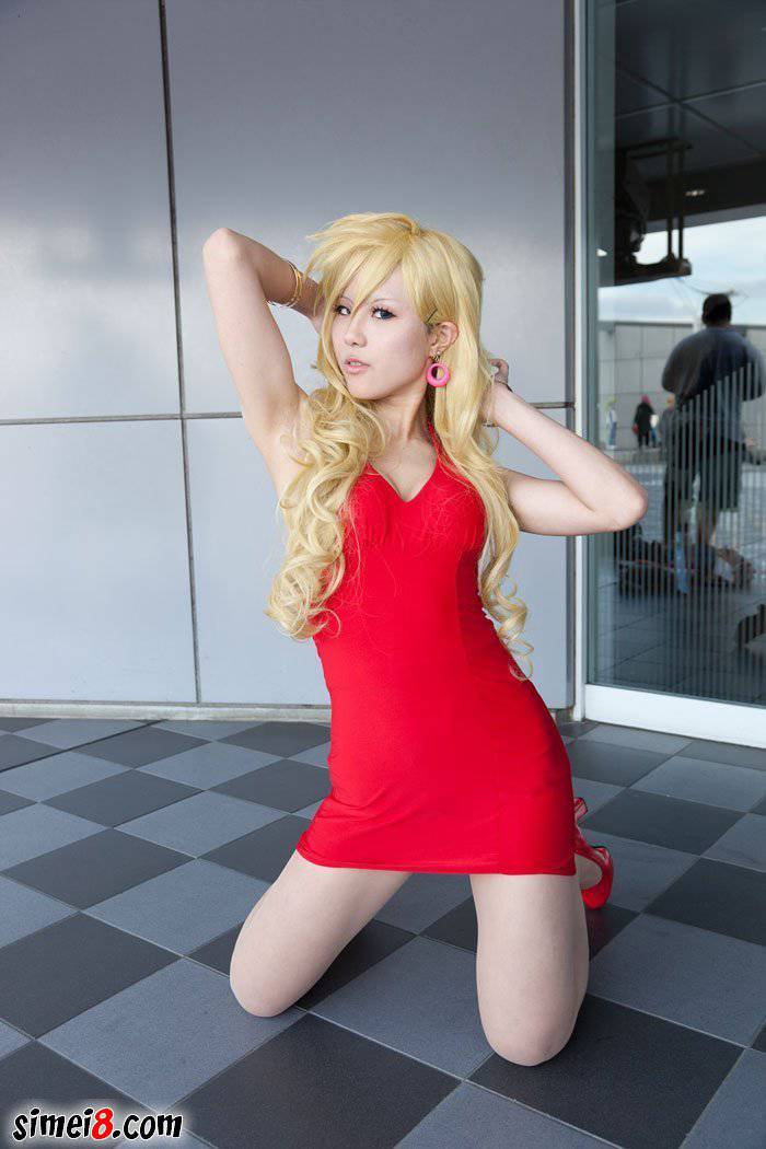 黄发妖狐小红娘cos图片大全