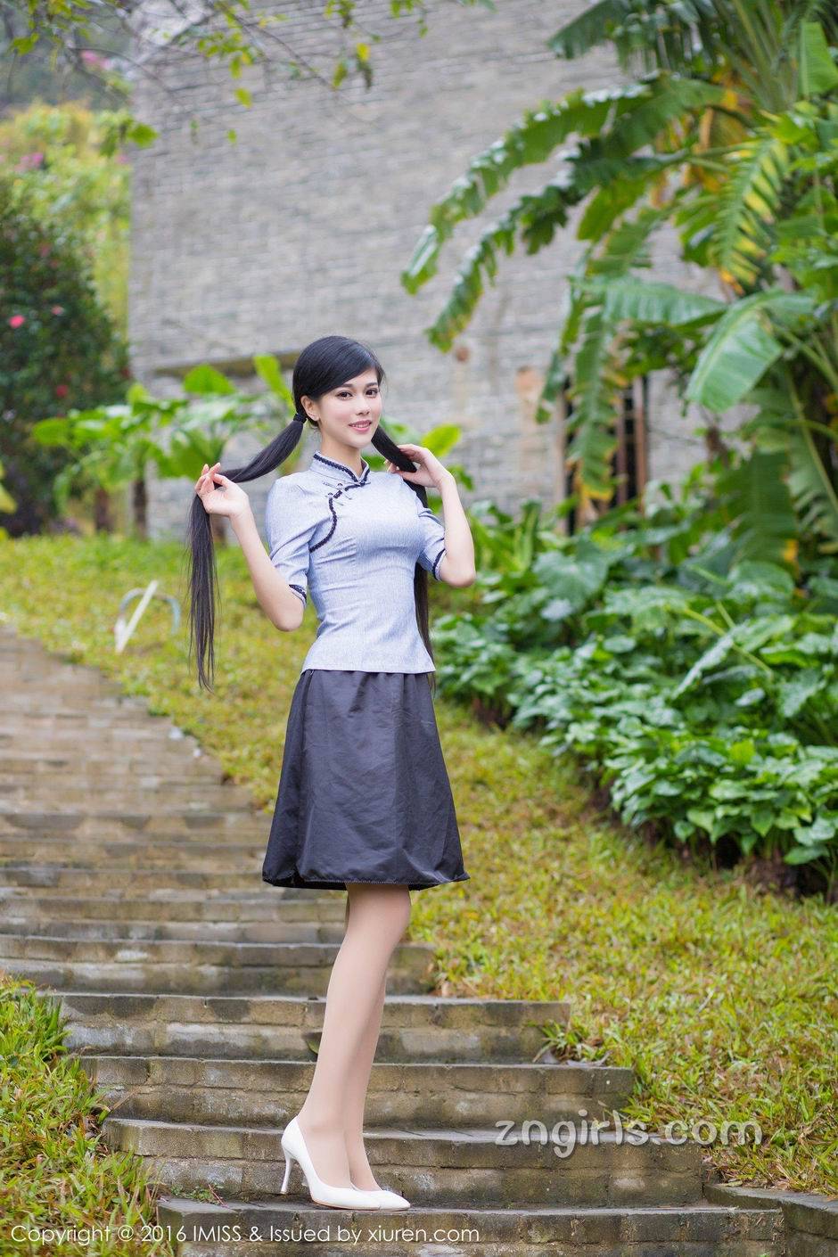 爱蜜社古典美人唯美户外写真图片