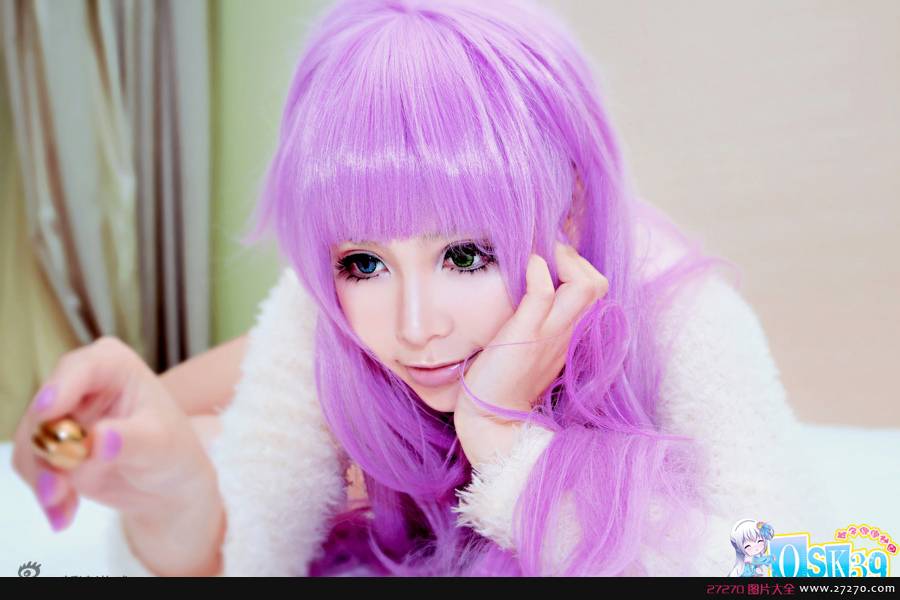 大眼萌妹蕾小丝儿高清cosplay图片