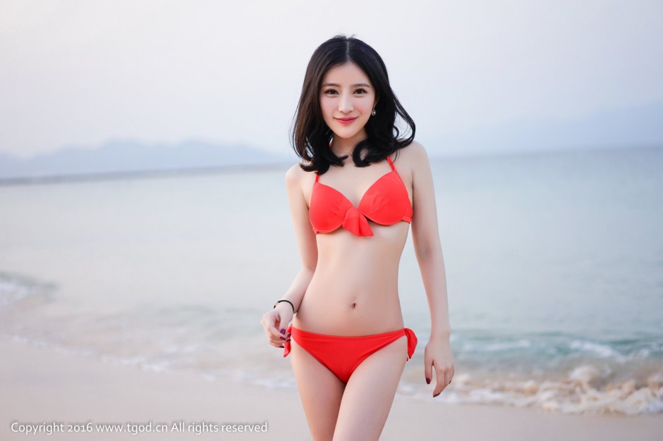 阳光气质型美女施忆佳KITTY越南芽庄旅拍