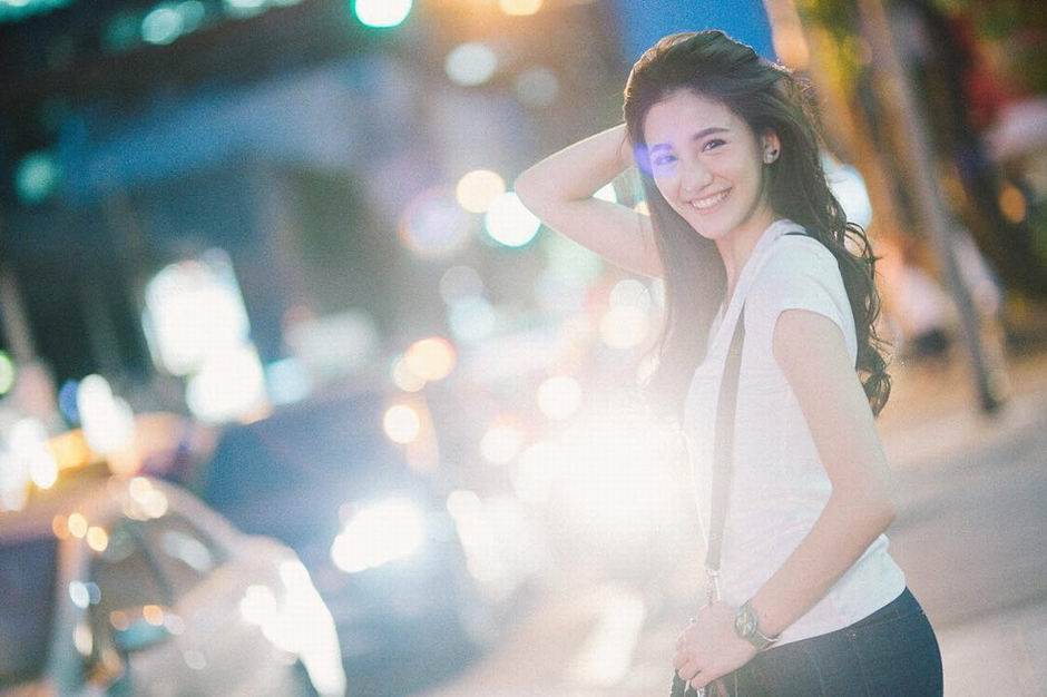 高颜值的泰国正妹甜美笑容秒杀众人