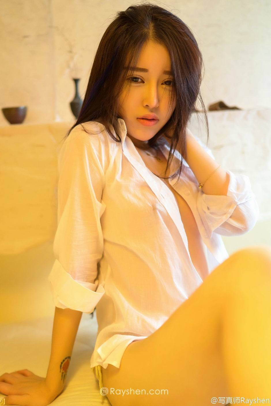 90后网络红人美女玉兔miki美美哒