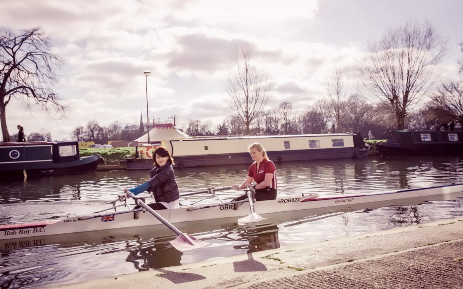 qq花儿与少年桌面壁纸
