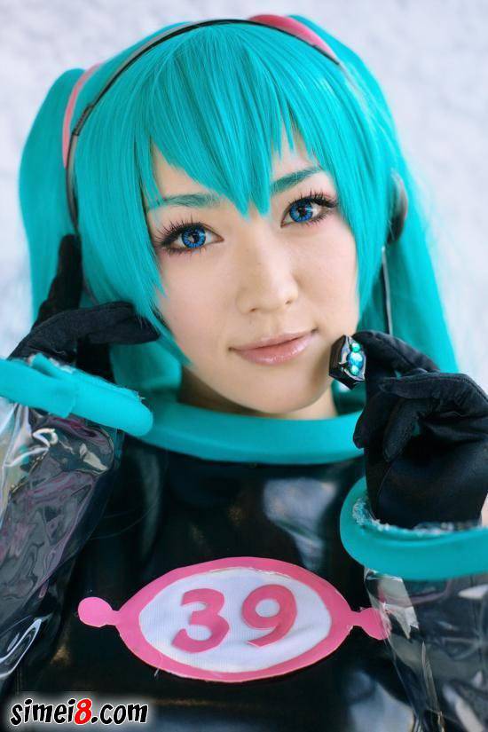 真人版可爱初音mikucos图片