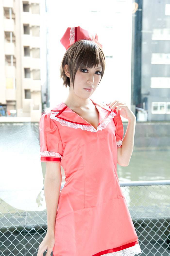 《恋色病栋》妹子cos迷人护士装组图