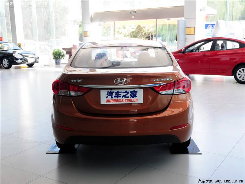 现代 朗动 2012款 1.6L 自动领先型 车身外观