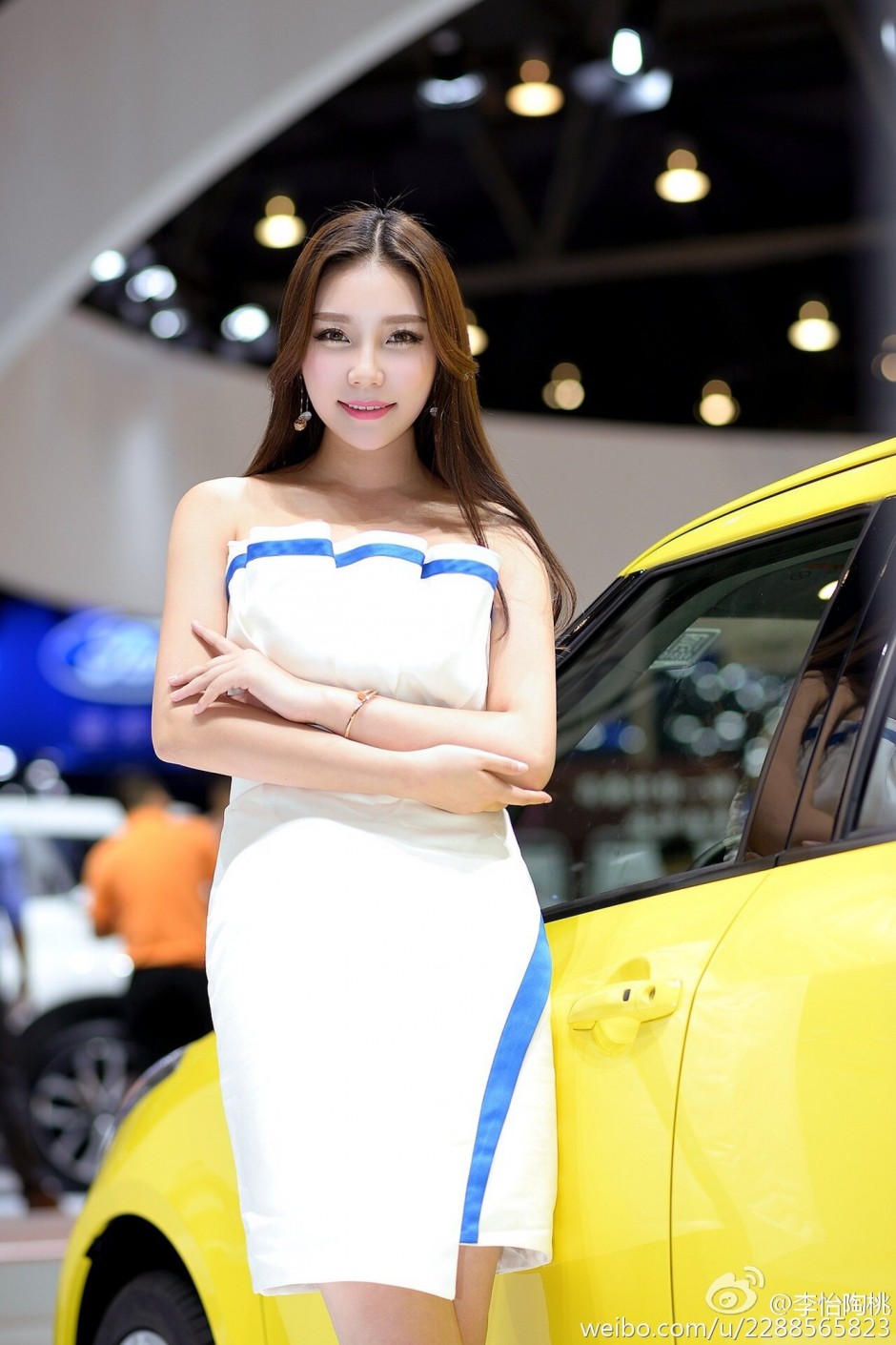 高雅气质车模李怡陶桃美图合辑