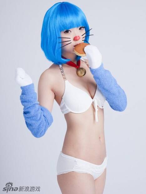 性感比基尼萌妹变身猫咪cos图